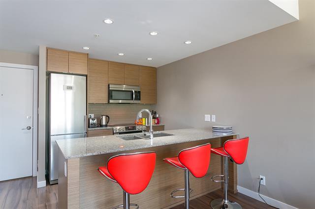 1704 135 E 17th St, Vancouver 13