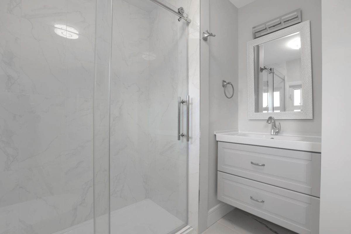414 E Carisbrooke Road, North Vancouver 20
