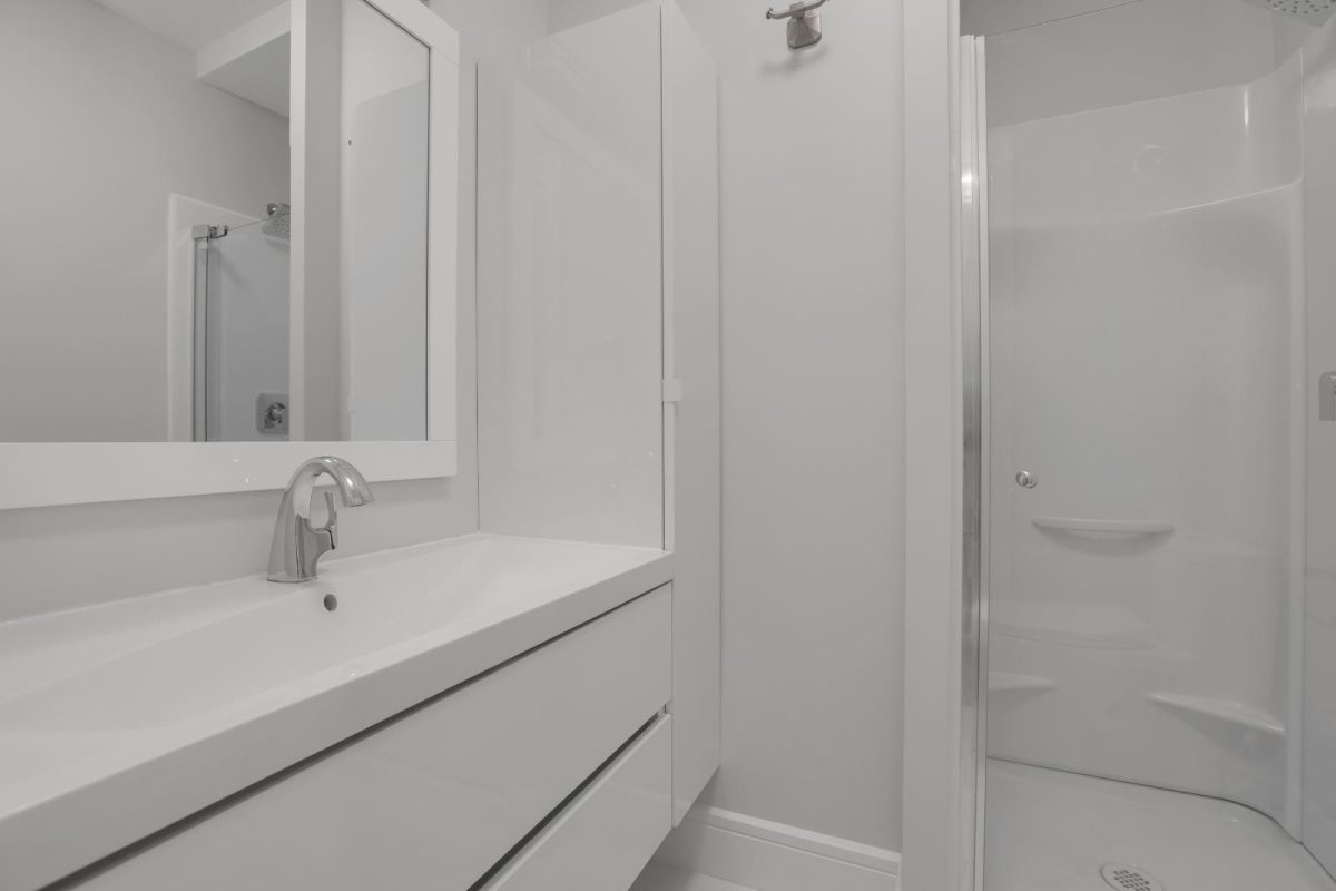 414 E Carisbrooke Road, North Vancouver 22