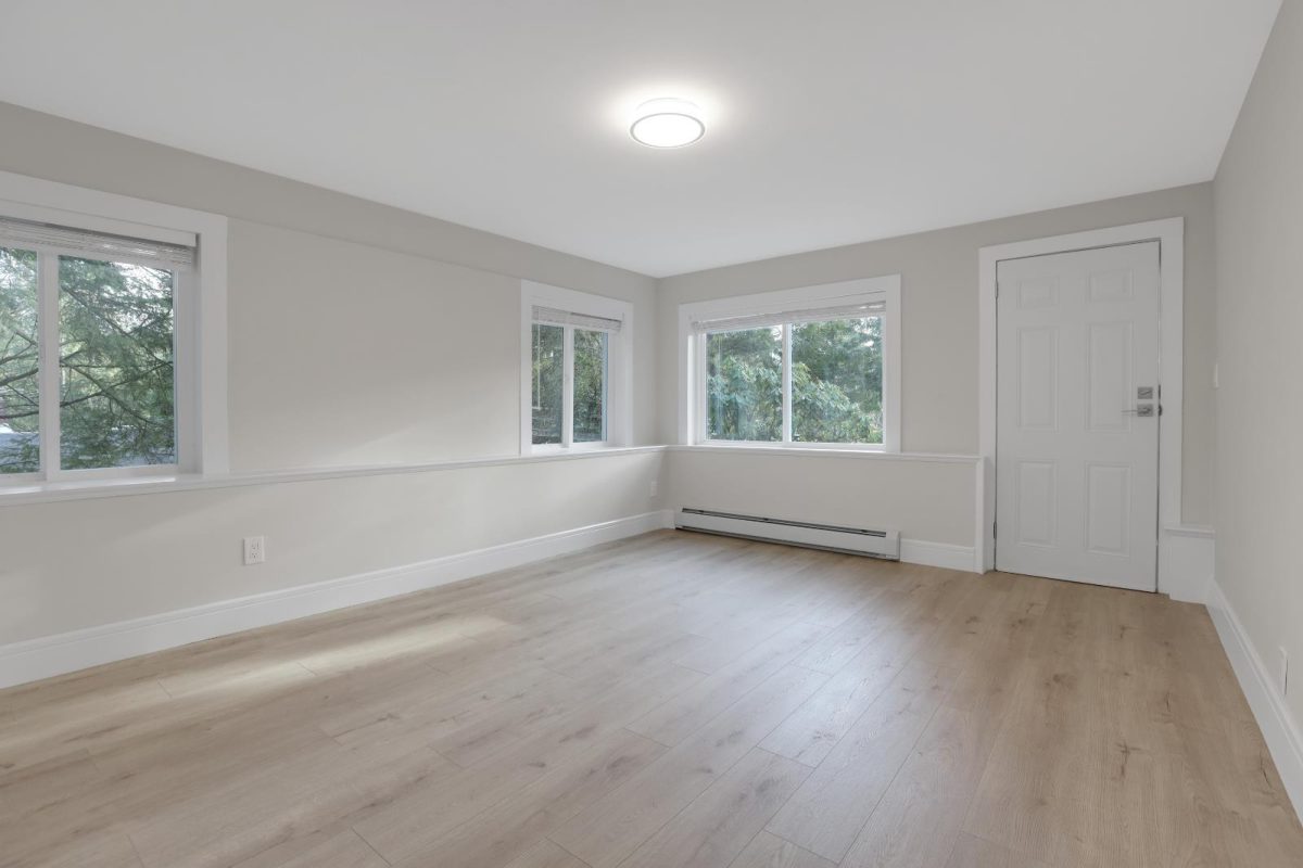 414 E Carisbrooke Road, North Vancouver 24