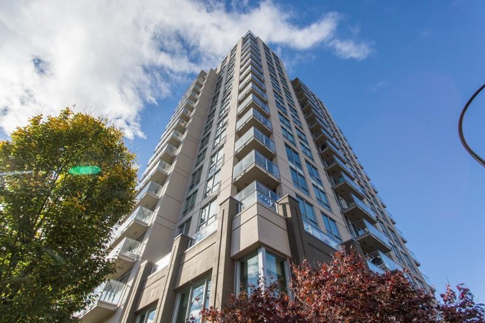 808 135 E 17th St, North Vancouver 17