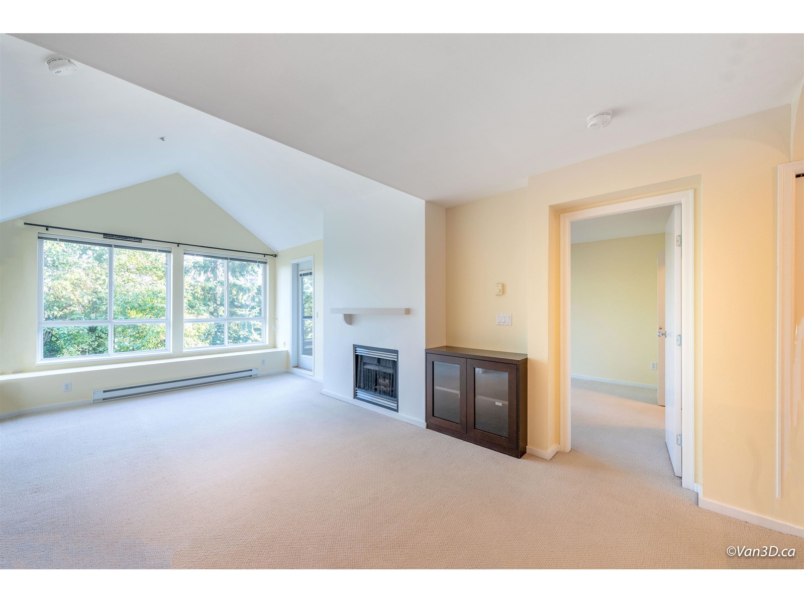 407 1111 LYNN VALLEY ROAD 10