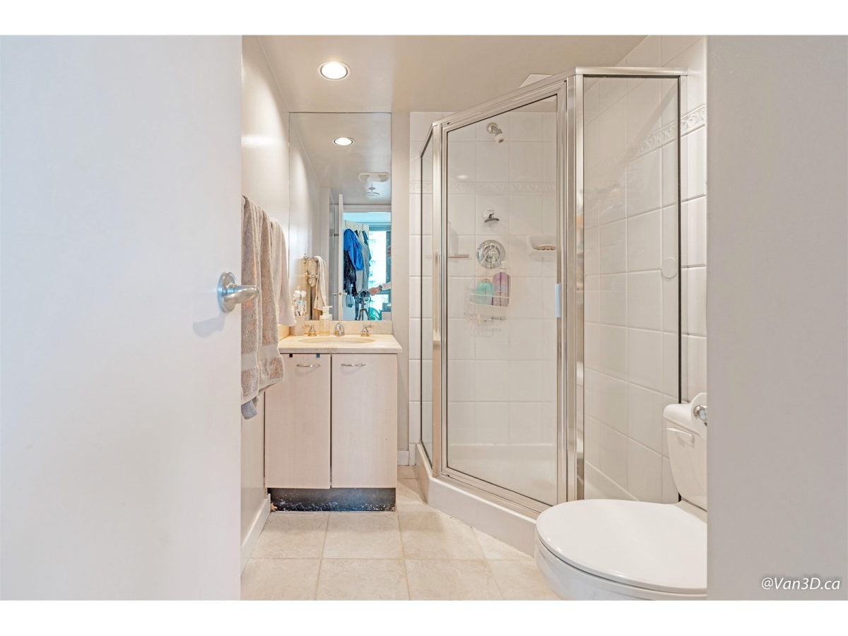 301 1367 Alberni Street, Vancouver 21