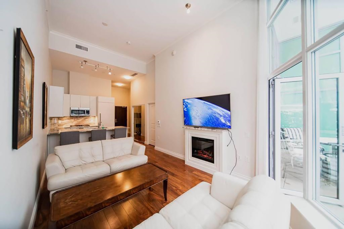 106 199 Victory Ship Way, North Vancouver 3