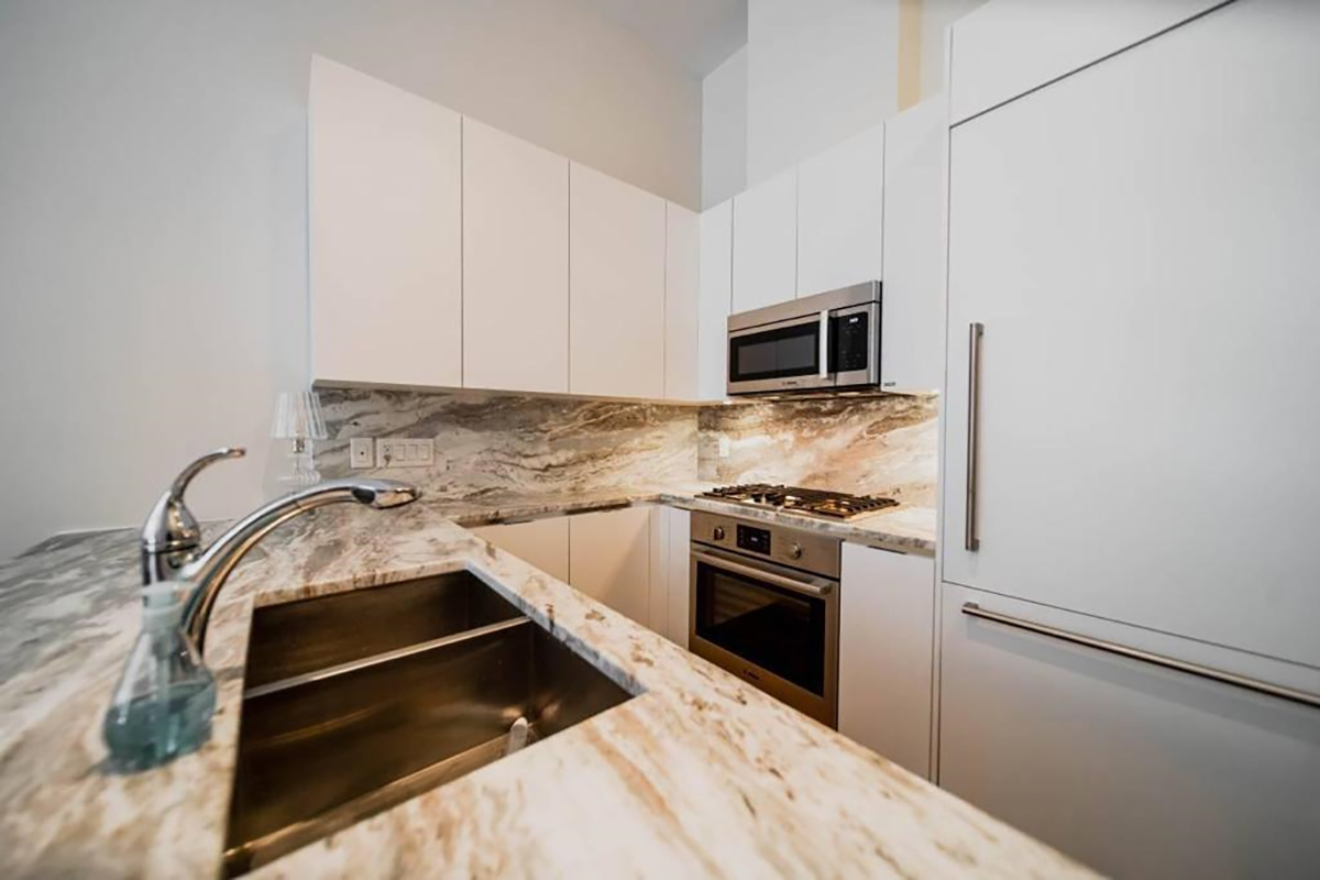 106 199 Victory Ship Way, North Vancouver 6