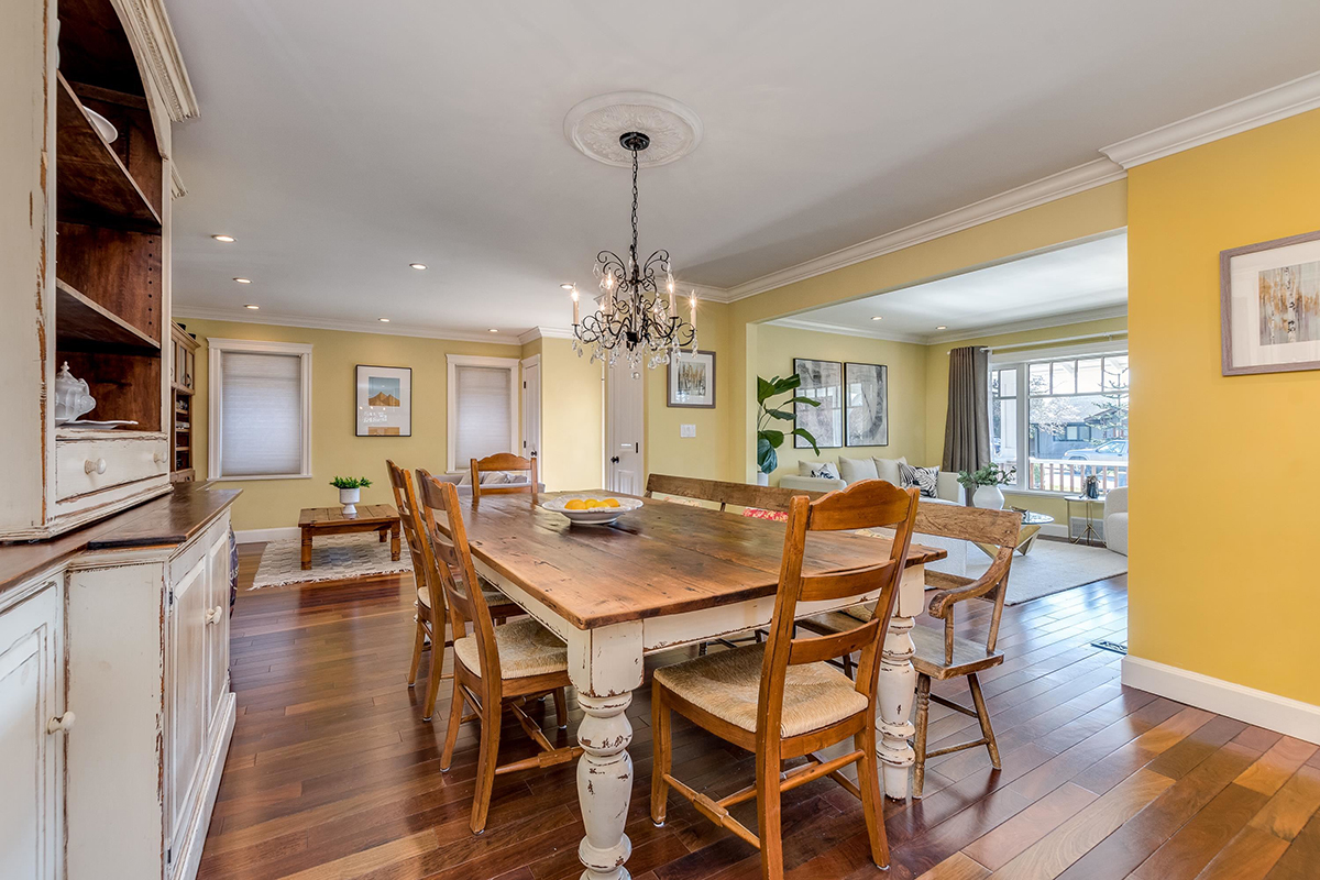 428 W 24th Street, North Vancouver 12