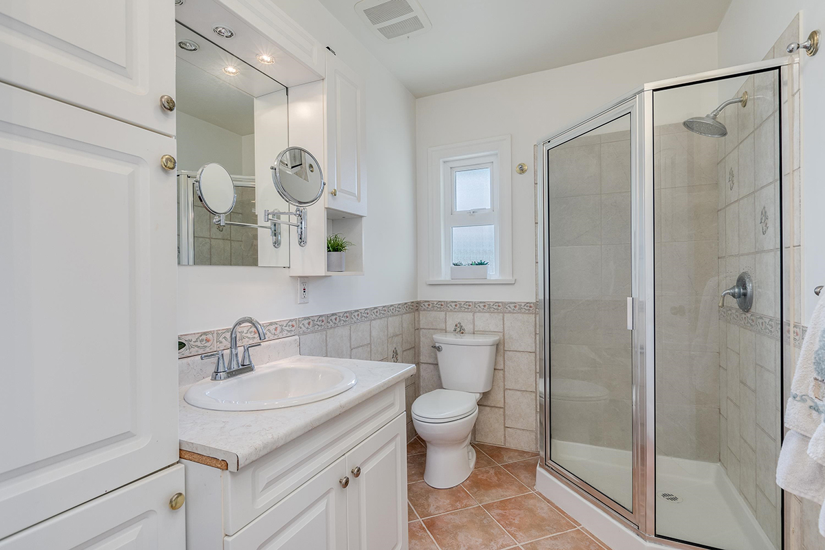 428 W 24th Street, North Vancouver 20