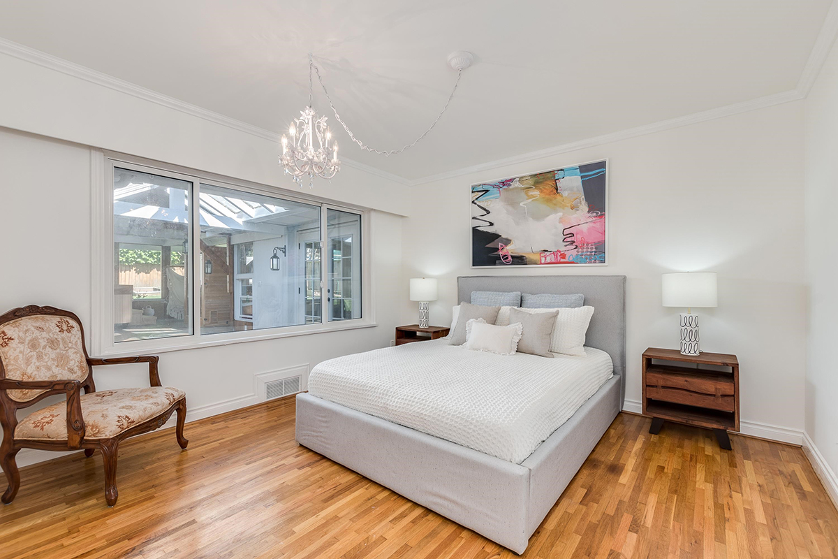428 W 24th Street, North Vancouver 21