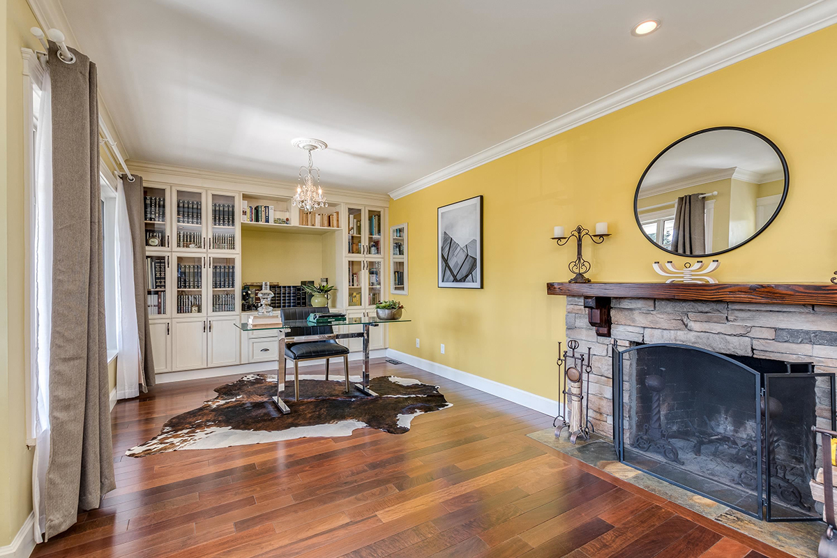 428 W 24th Street, North Vancouver 5