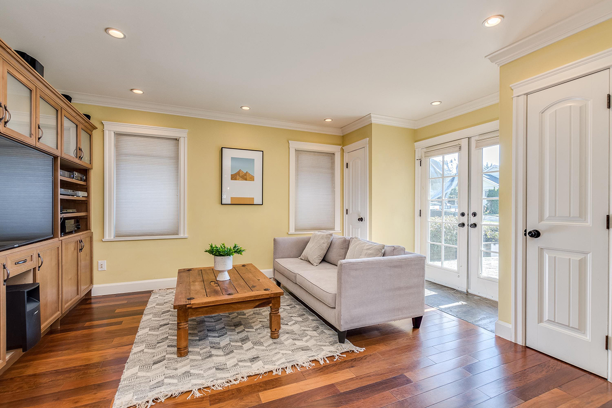 428 W 24th Street, North Vancouver 8