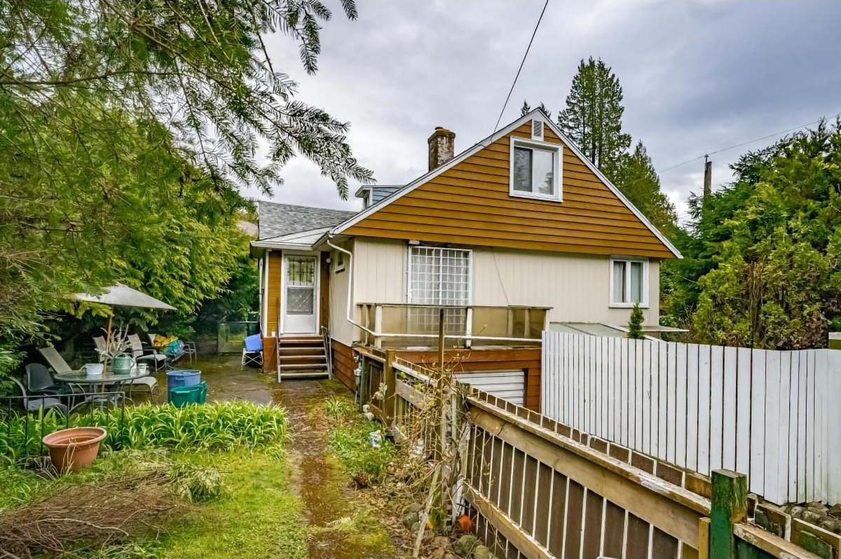 1819 Inglewood Avenue, West Vancouver 2