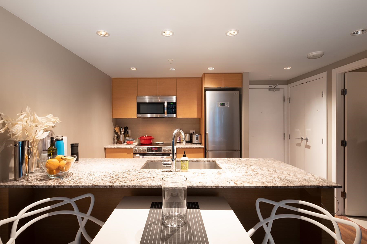 406 135 E 17th Street, North Vancouver 7