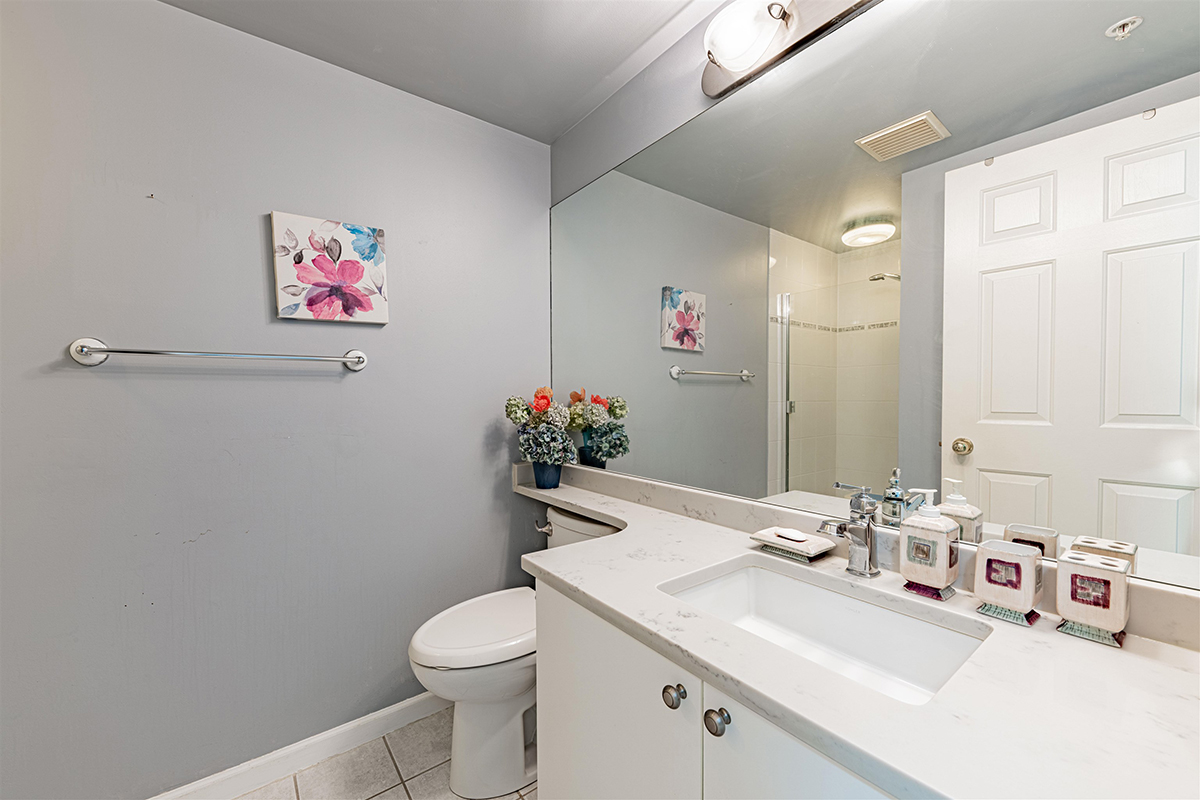 405 137 W 17TH Street, North Vancouver 11
