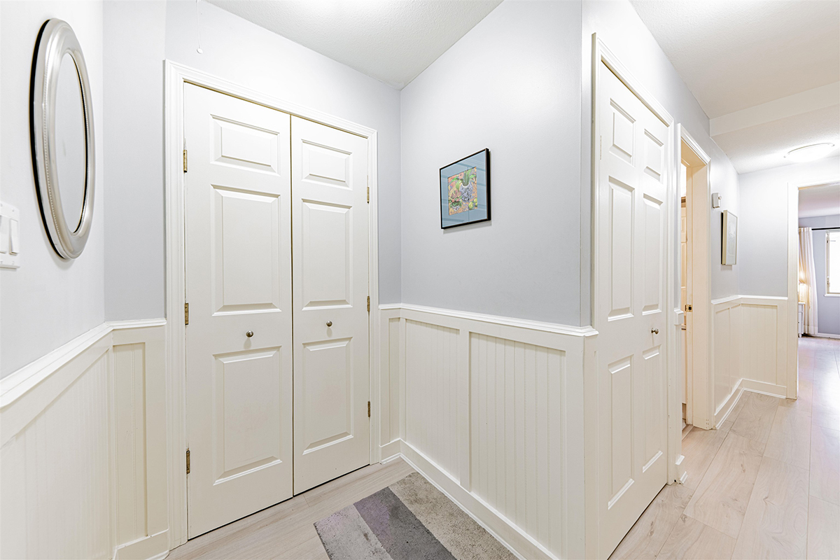 405 137 W 17TH Street, North Vancouver 13