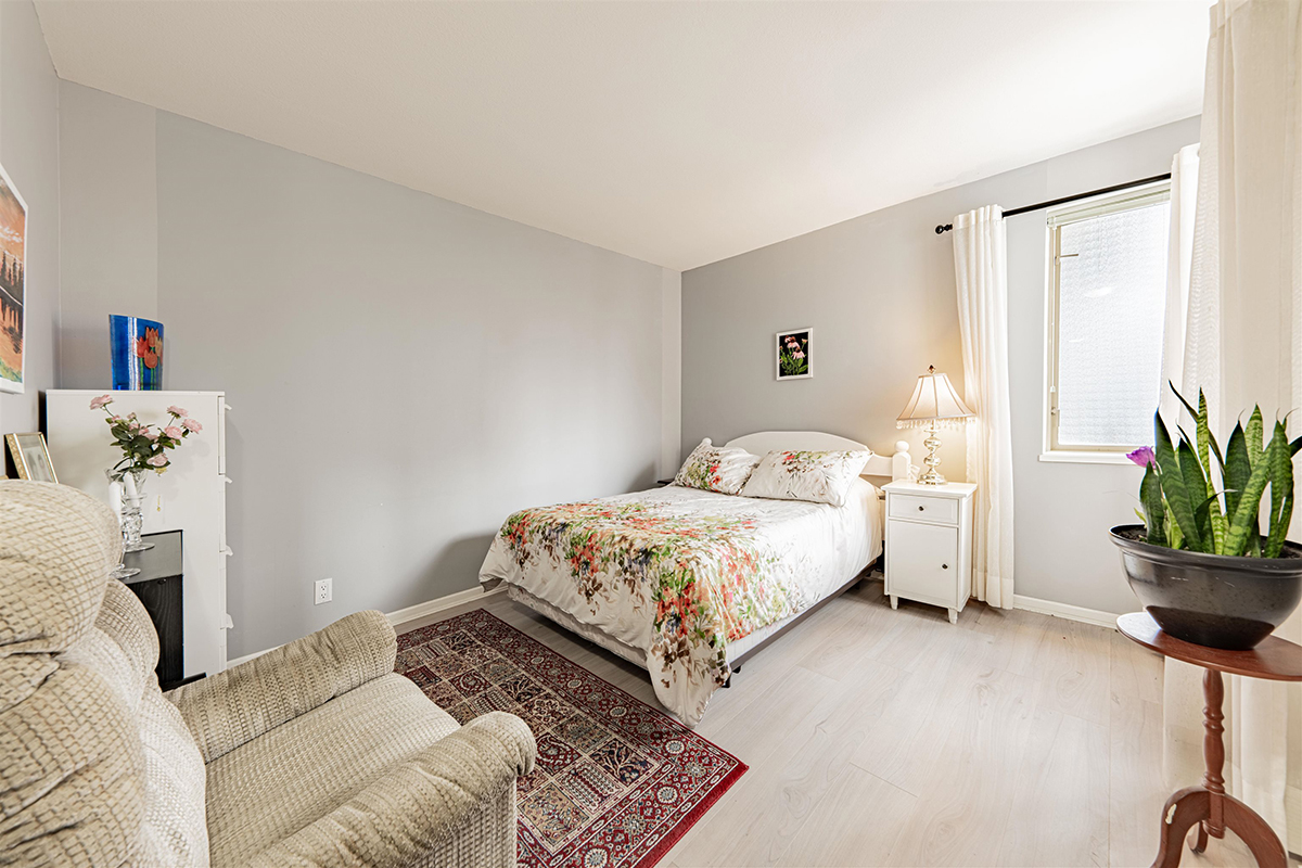 405 137 W 17TH Street, North Vancouver 5