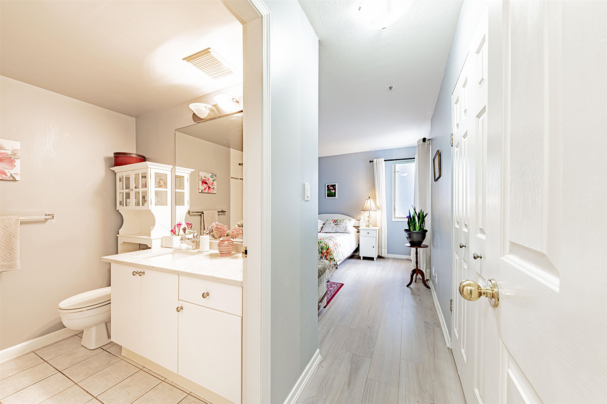 405 137 W 17TH Street, North Vancouver 8